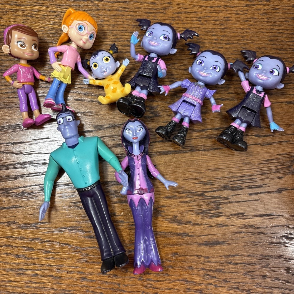 Disney Junior Vampirina Hauntley's Mobile Lights & Sounds, Figures 22 Pc Lot - Picture 5 of 6